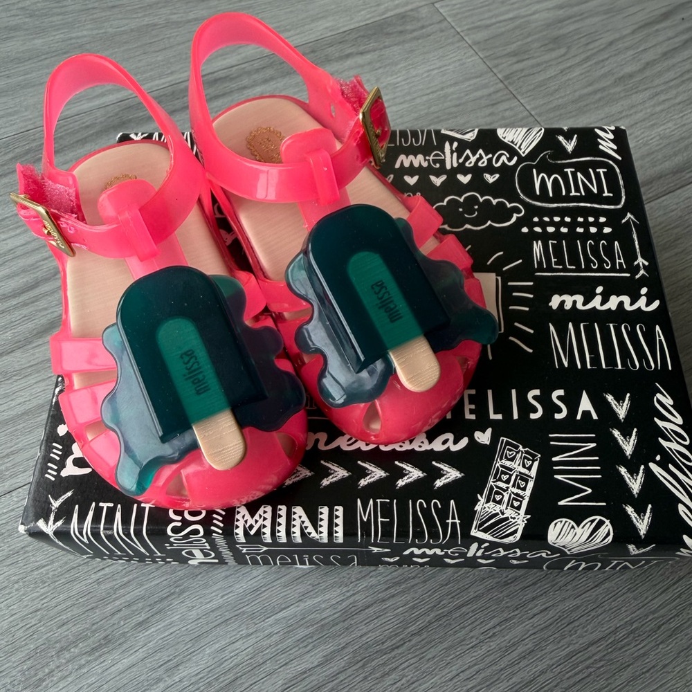 Mini Melissa Hot Pink Jelly Sandals with Teal Popsicle Charm